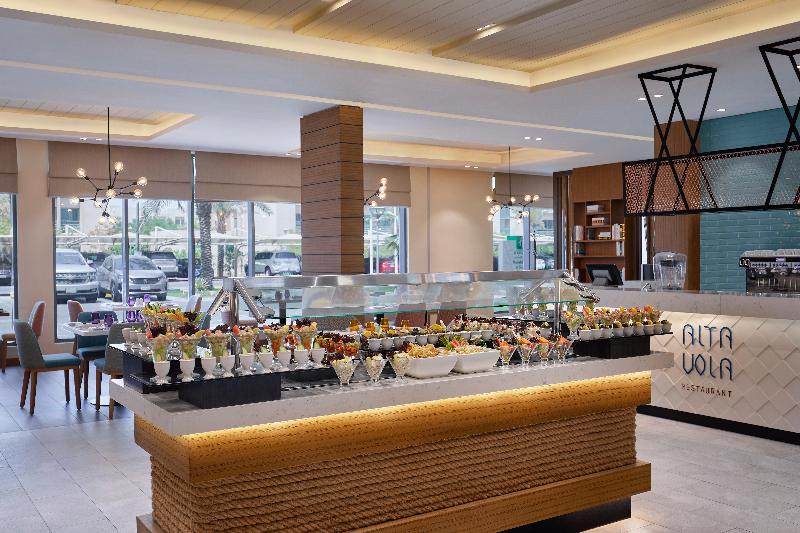 Holiday Inn & Suites Jubail Taibah - Restoran