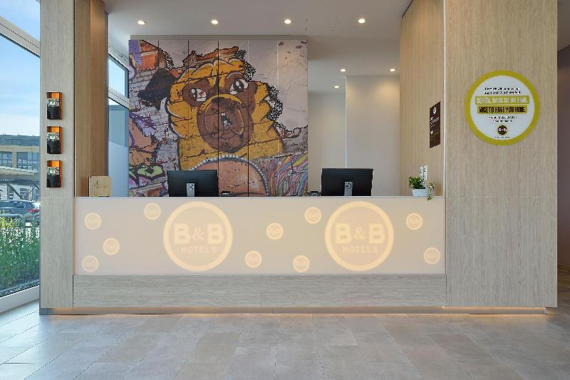 B&B Hotel Köln-Ehrenfeld - Lobi