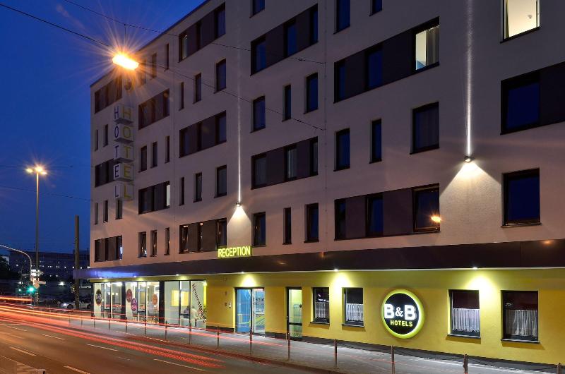 B&B Hotel Düsseldorf-Mitte - Genel