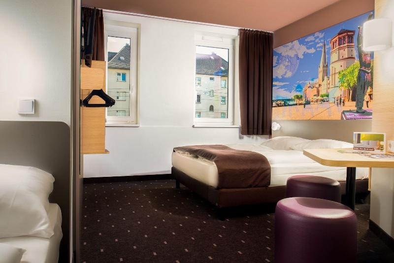 B&B Hotel Düsseldorf-Mitte - Oda