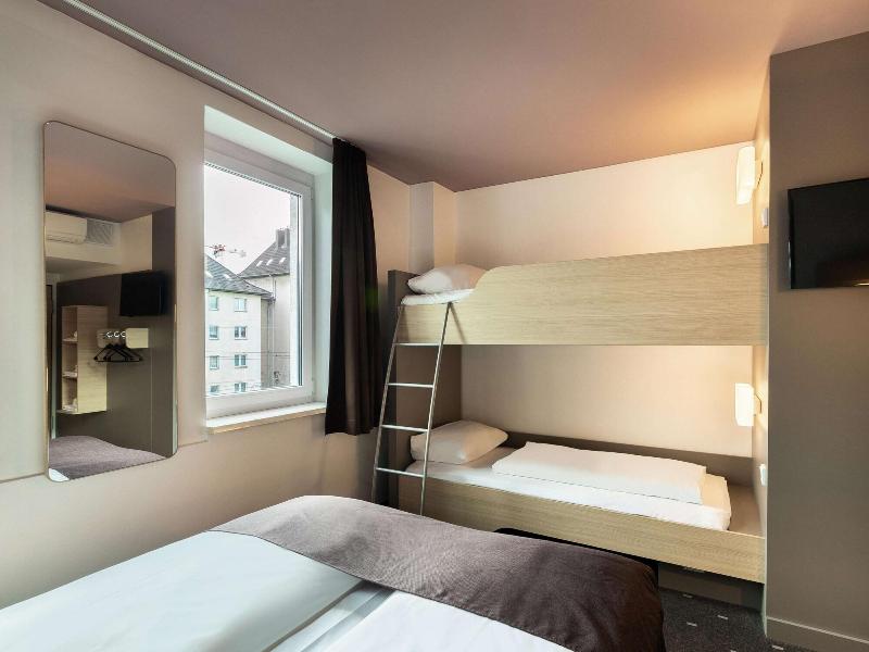 B&B Hotel Düsseldorf-Mitte - Oda