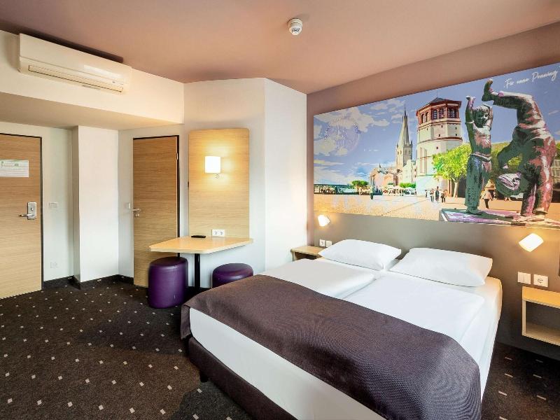 B&B Hotel Düsseldorf-Mitte - Oda