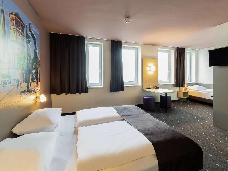 B&B Hotel Düsseldorf-Mitte - Oda