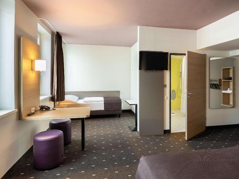 B&B Hotel Düsseldorf-Mitte - Oda