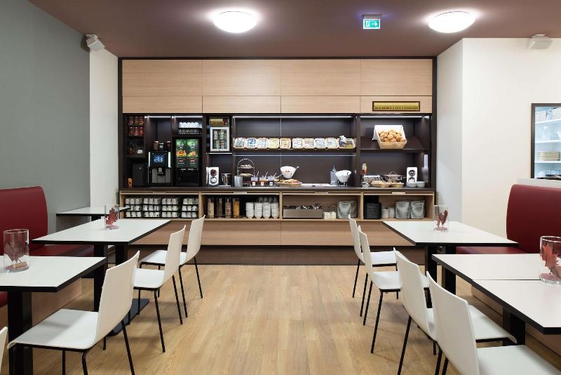 B&B Hotel Düsseldorf-Mitte - Restoran