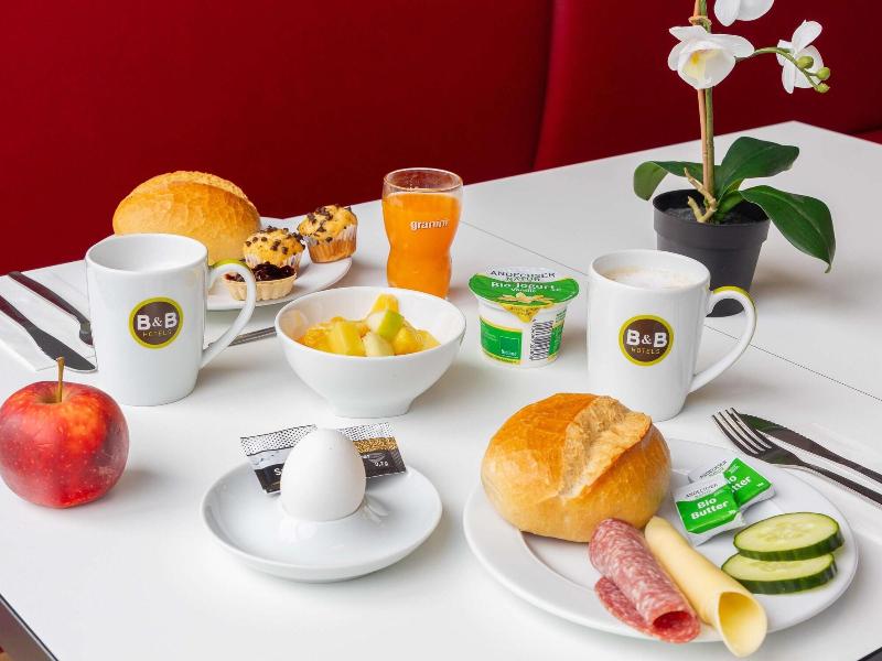 B&B Hotel Düsseldorf-Mitte - Restoran