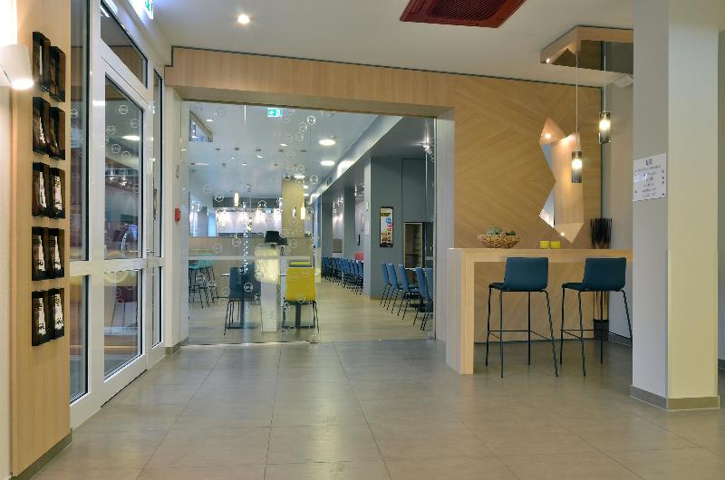 B&B Hotel Hamburg Nord - Lobi