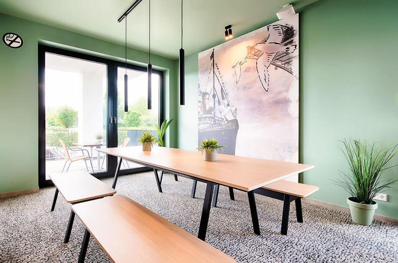 B&B Hotel Wilhelmshaven - Lobi