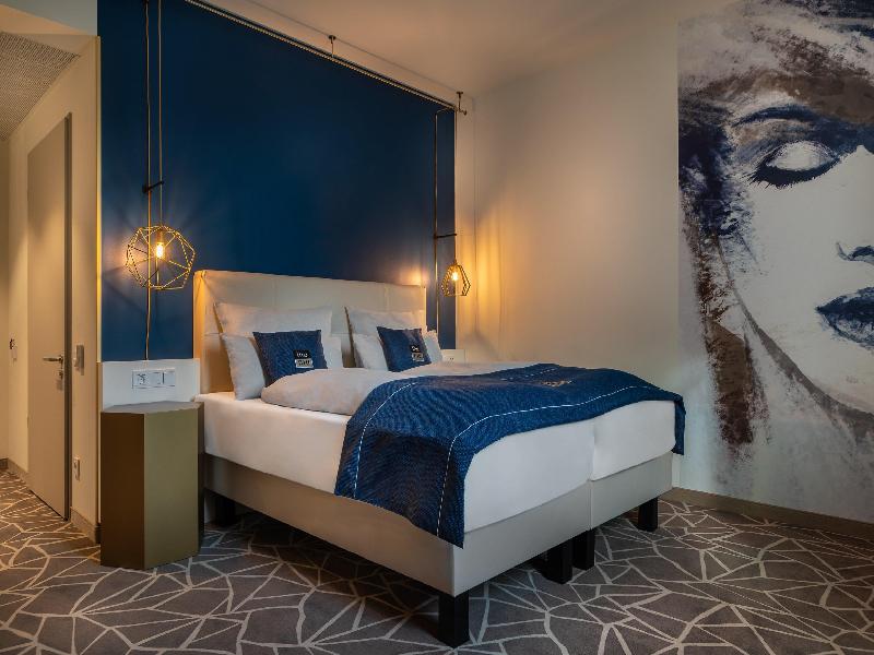 Holiday Inn - the niu, Ridge Halle Central Station - Oda