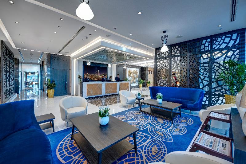 Royal Continental Suites - Lobi
