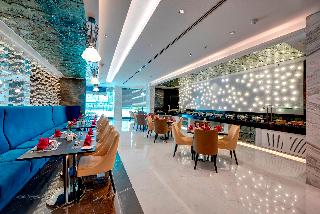 Royal Continental Suites fotoÄŸrafÄ±