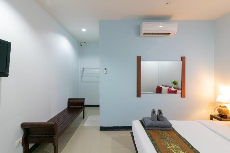 Chaiyo Resort Phuket by ZUZU - Oda