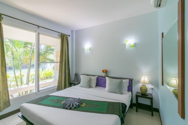 Chaiyo Resort Phuket by ZUZU - Oda