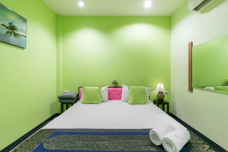 Chaiyo Resort Phuket by ZUZU - Oda