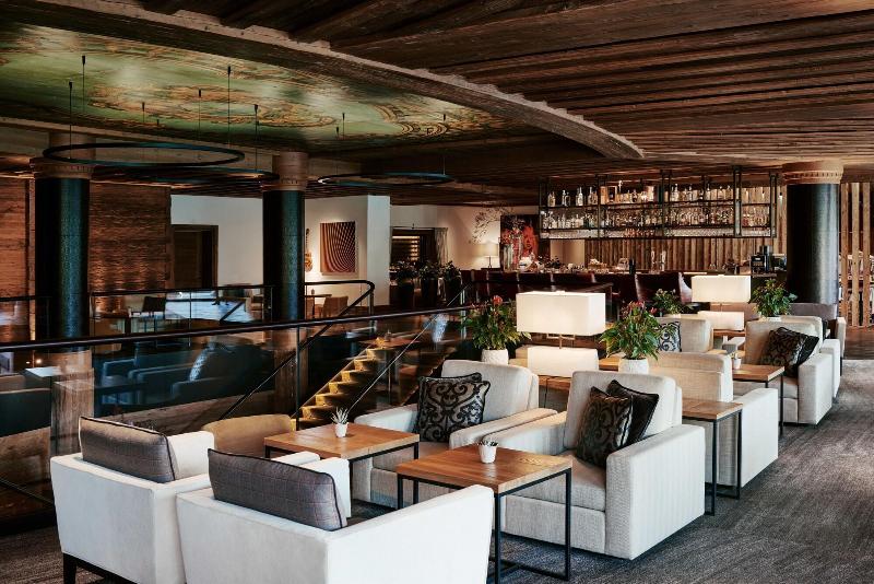 The Alpina Gstaad - Bar