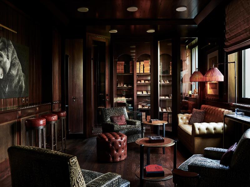 The Alpina Gstaad - Bar