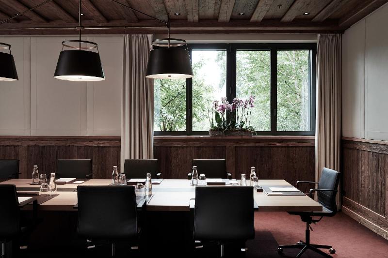 The Alpina Gstaad - Toplantı