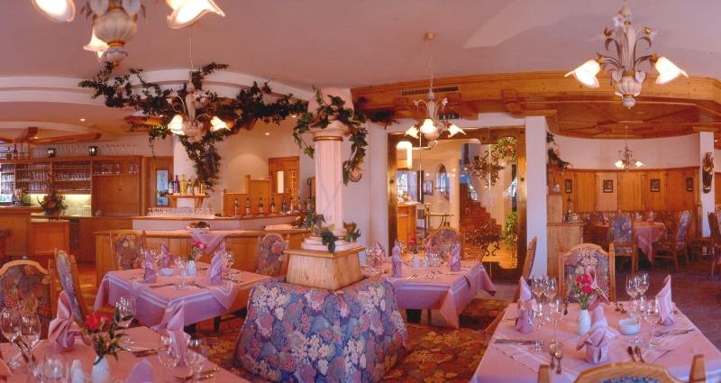 MOSERHOF - Restoran
