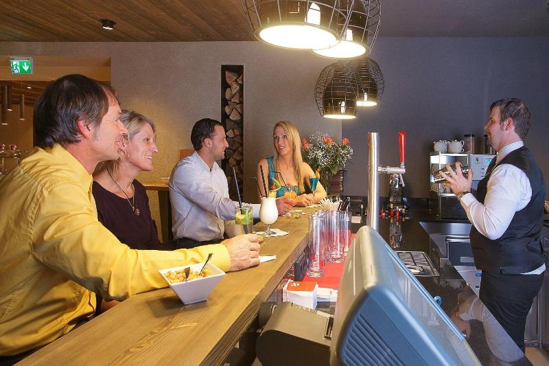 Otp Birkenhof - Bar