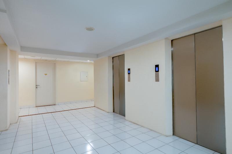Life 2837 Apartment Dramaga Tower - Lobi