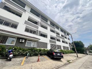 Ruan Plaisoi Apartment by ZUZU fotoÄŸrafÄ±