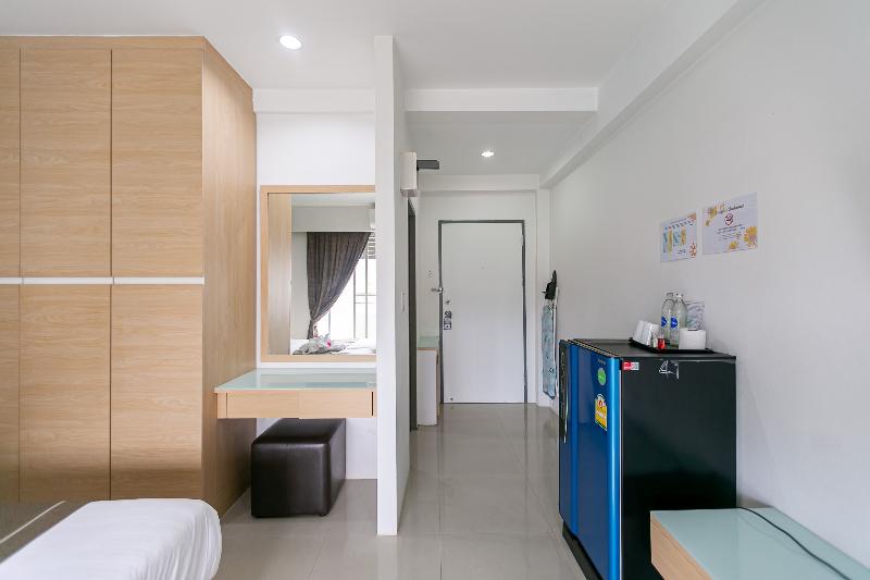Ruan Plaisoi Apartment by ZUZU - Oda