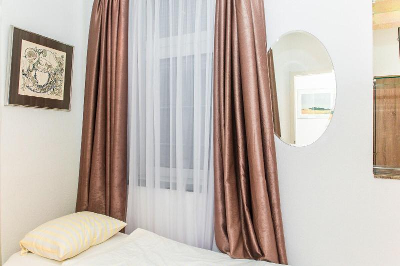 City Hotel Storch - Oda