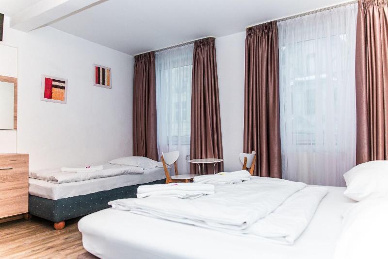 City Hotel Storch - Oda