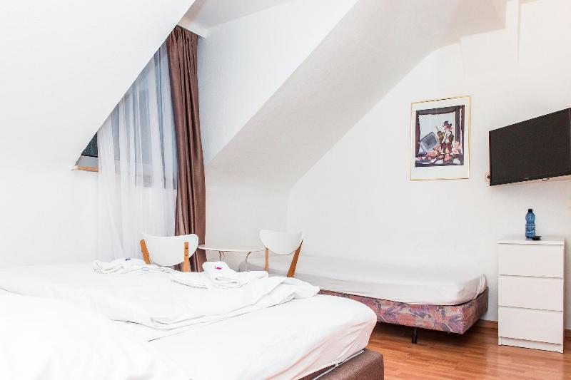 City Hotel Storch - Oda