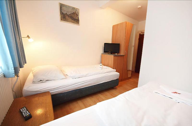 City Hotel Storch - Oda