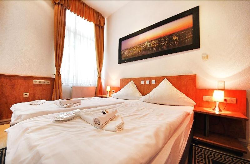 City Hotel Storch - Oda