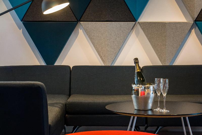 Holiday Inn Express Bodmin Victoria Junction - Bar