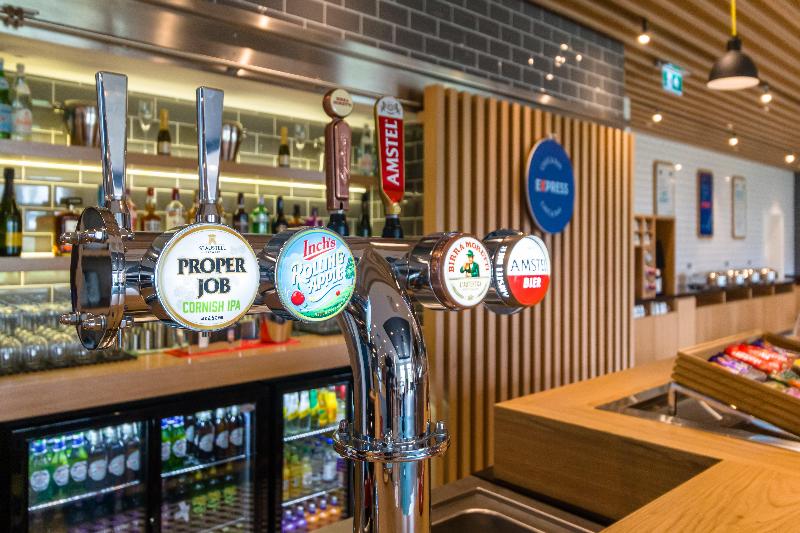 Holiday Inn Express Bodmin Victoria Junction - Bar