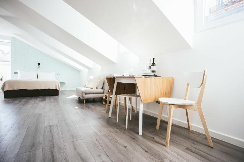 Castello Prime Suites - Oda