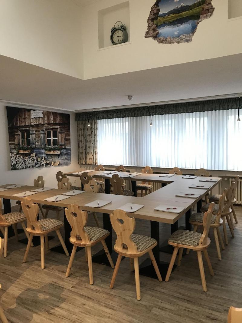Edel Weiss Hotel und Restaurant - Toplantı