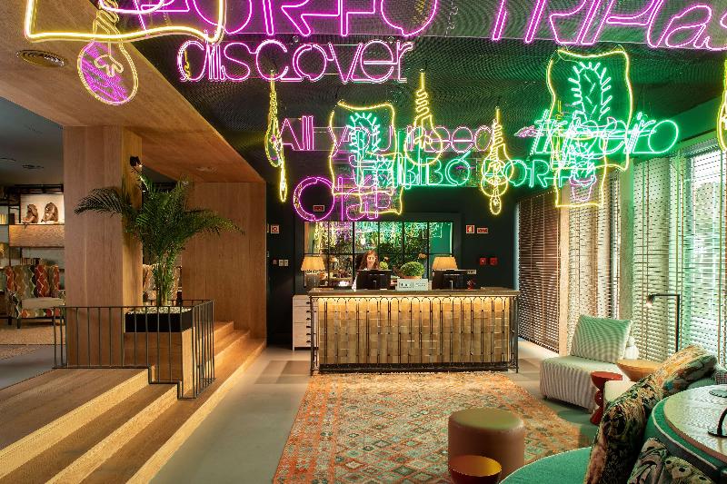 Se Catedral Hotel Porto, Tapestry Collection by Hi - Genel