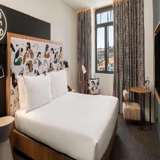 Se Catedral Hotel Porto, Tapestry Collection by Hi fotoÄŸrafÄ±