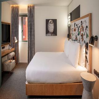 Se Catedral Hotel Porto, Tapestry Collection by Hi fotoÄŸrafÄ±