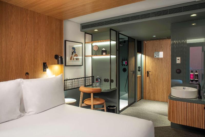 Se Catedral Hotel Porto, Tapestry Collection by Hi - Oda