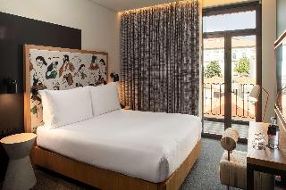Se Catedral Hotel Porto, Tapestry Collection by Hi fotoÄŸrafÄ±