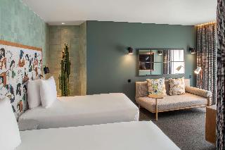 Se Catedral Hotel Porto, Tapestry Collection by Hi fotoÄŸrafÄ±