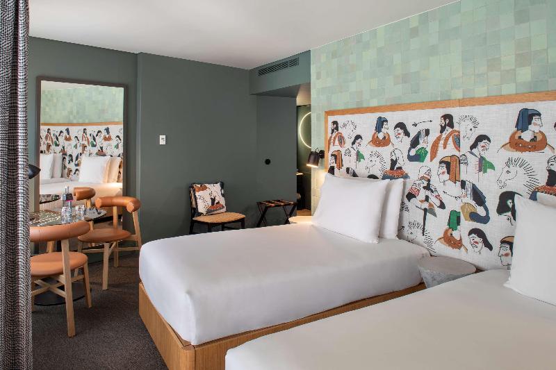 Se Catedral Hotel Porto, Tapestry Collection by Hi - Oda