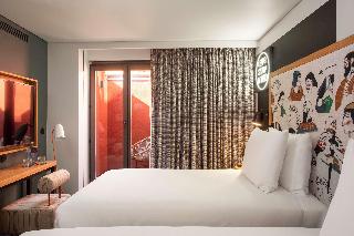 Se Catedral Hotel Porto, Tapestry Collection by Hi fotoÄŸrafÄ±