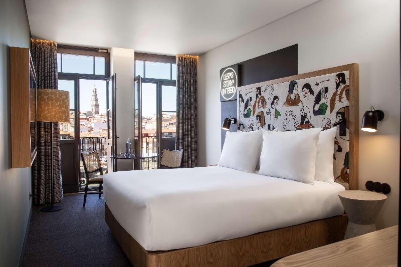Se Catedral Hotel Porto, Tapestry Collection by Hi - Oda
