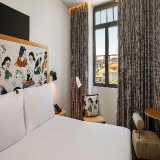Se Catedral Hotel Porto, Tapestry Collection by Hi fotoÄŸrafÄ±