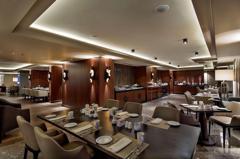 Ankara Hiltonsa - Bar