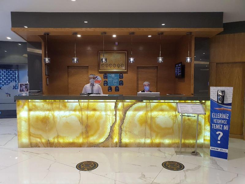 Akol Hotel - Lobi