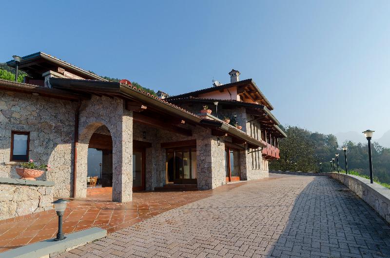 Resort Ninfea San Pellegrino Terme - Lobi