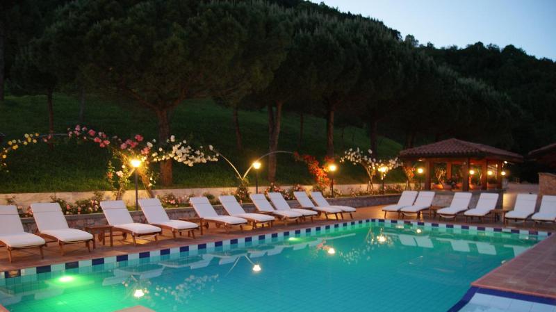 Resort Ninfea San Pellegrino Terme - Havuz