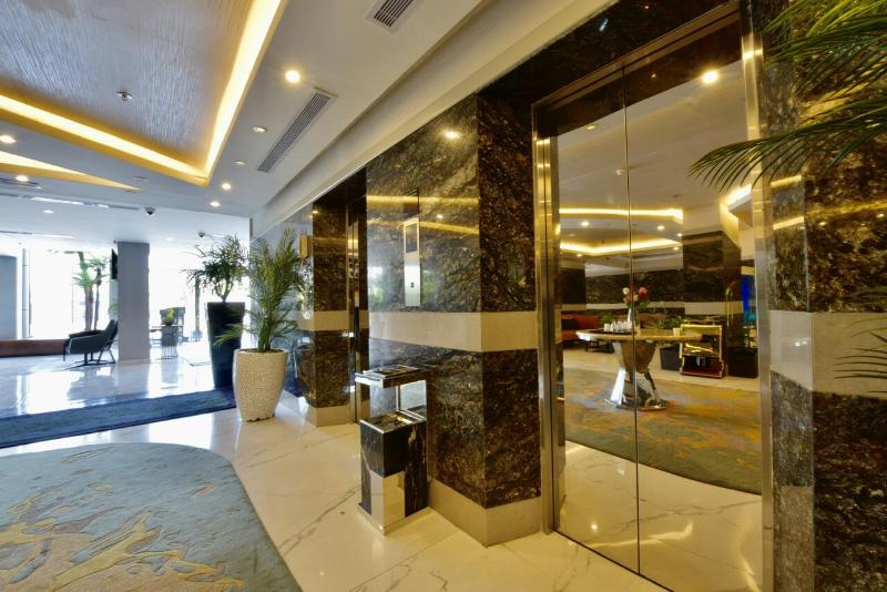 Bram Hotel & Suites - Lobi